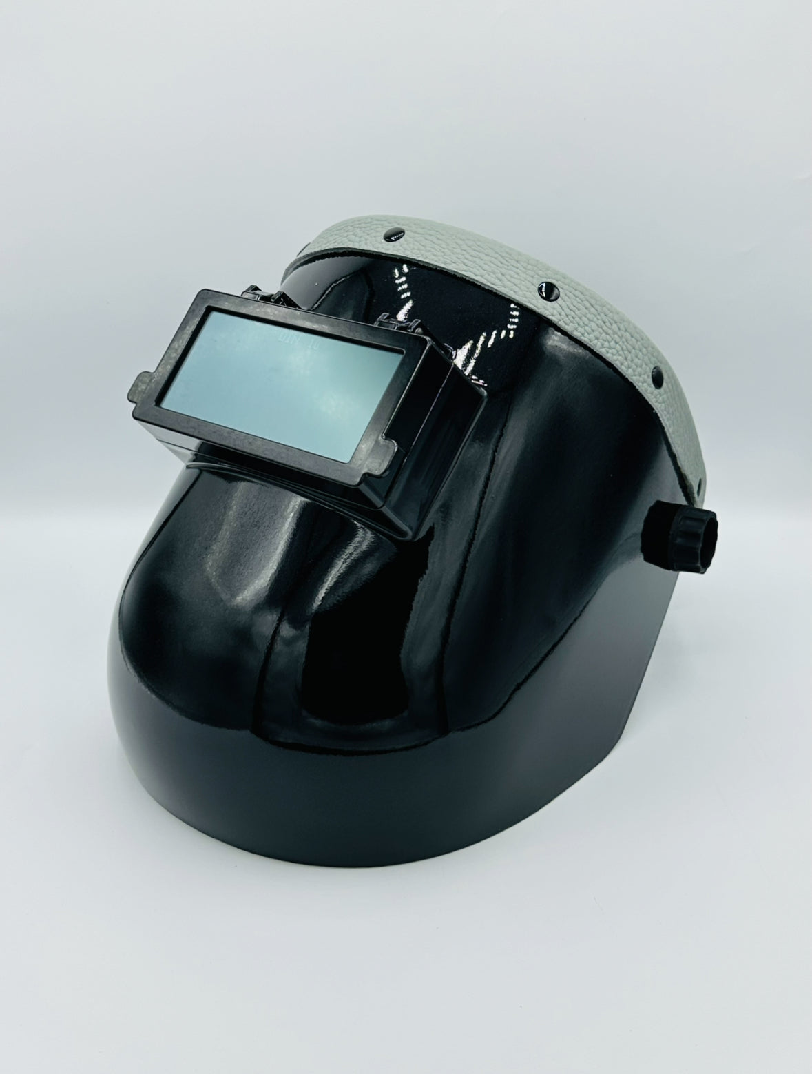 Black Pipeliner Grey Leather