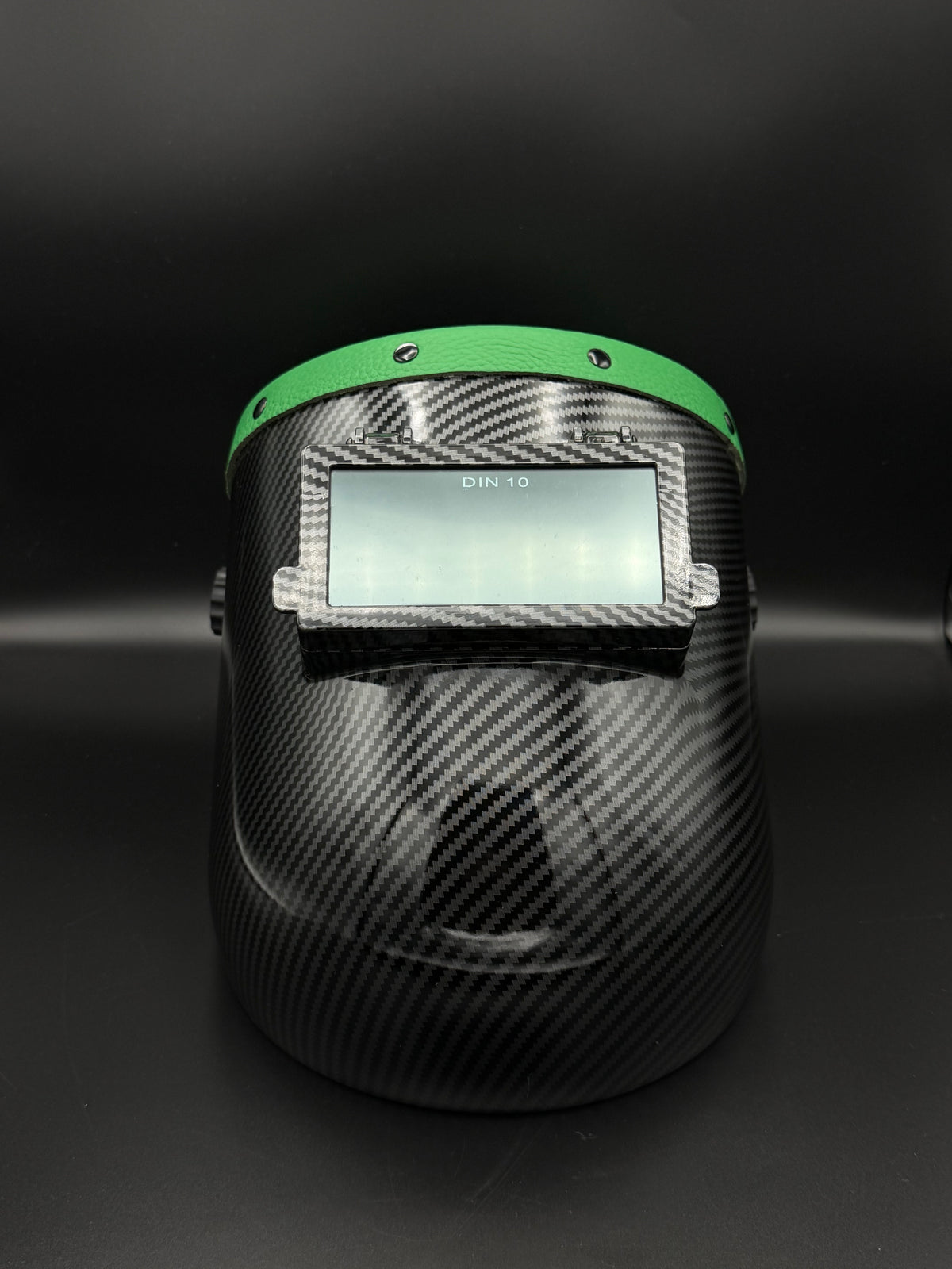 Carbon Fiber Pattern Pipeliner Green Leather