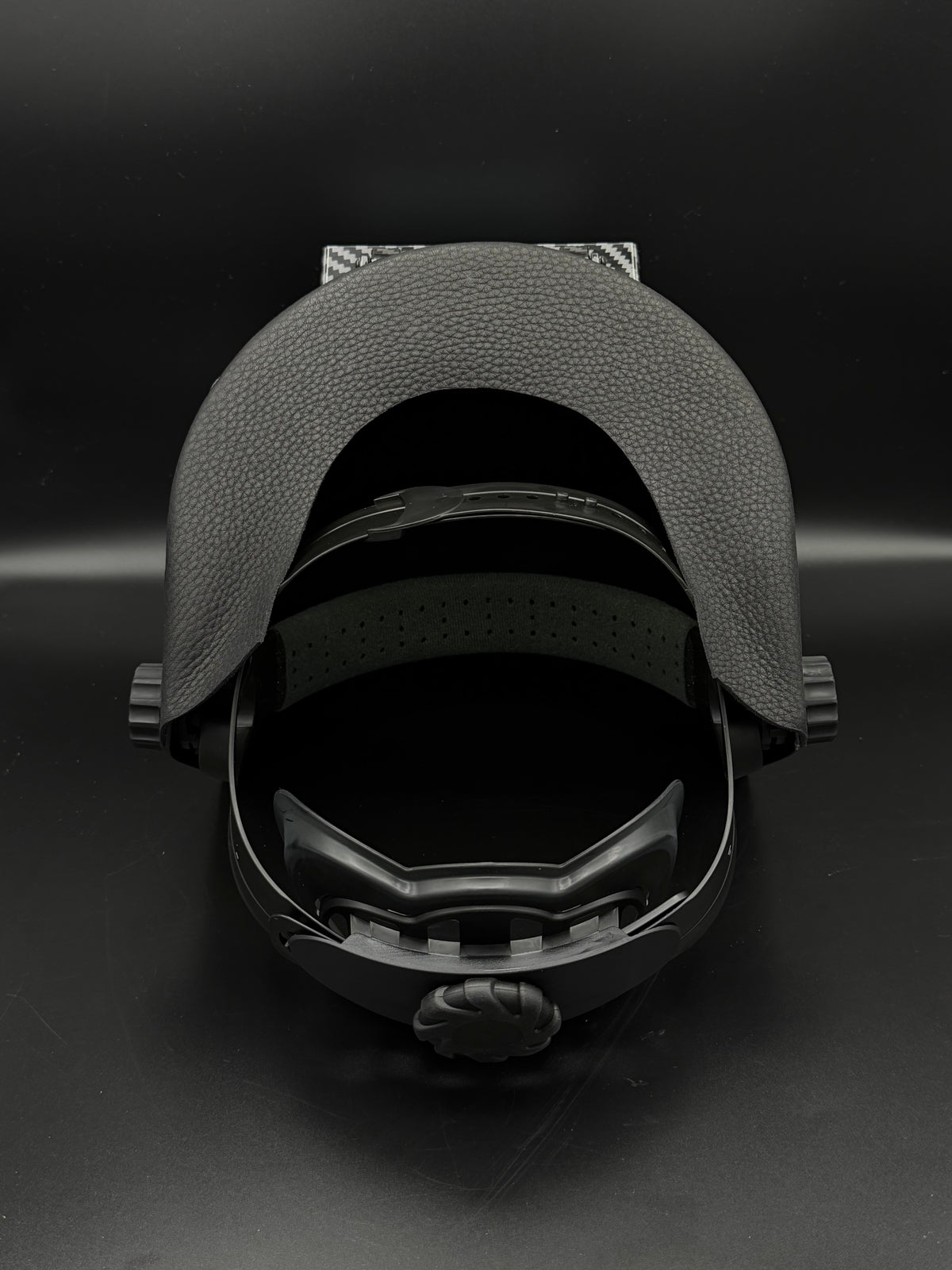 Carbon Fiber Pattern Pipeliner Black Leather
