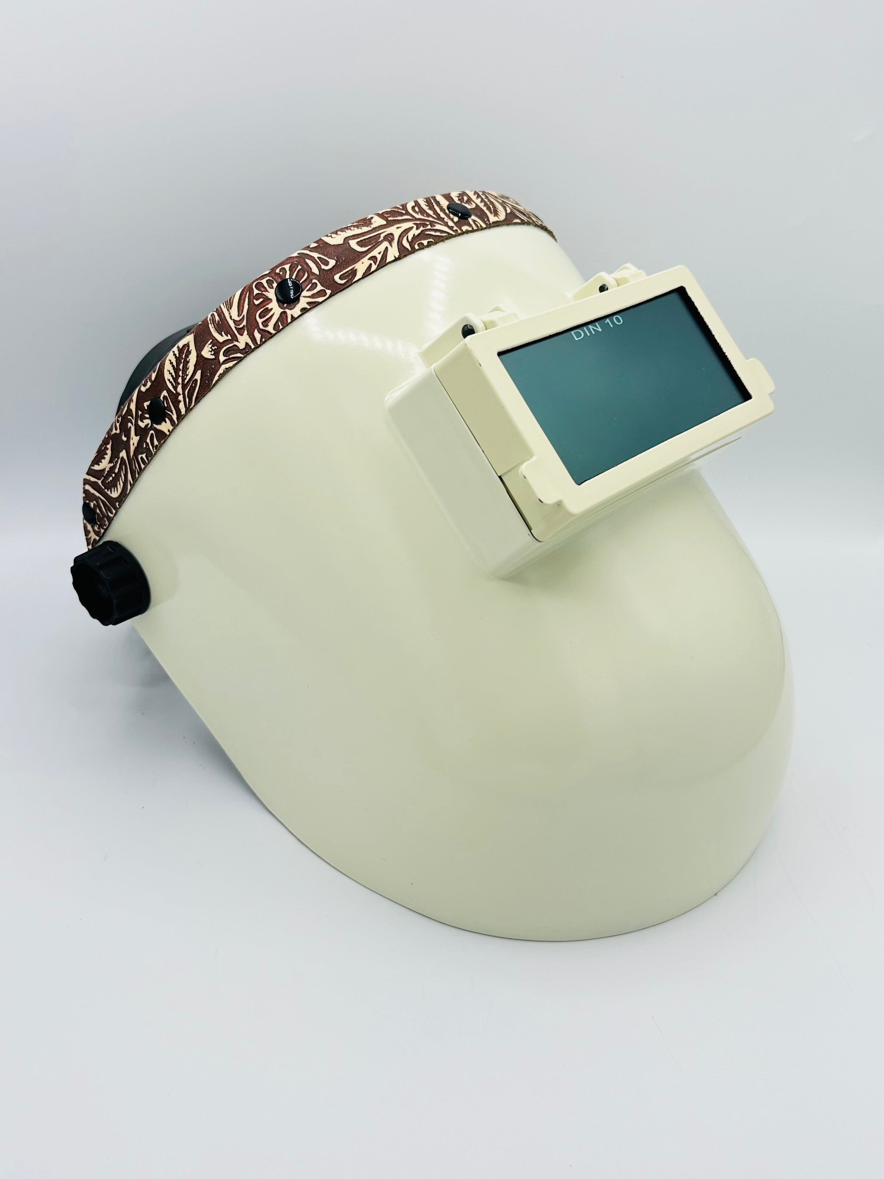 White Pipeliner Brown Floral