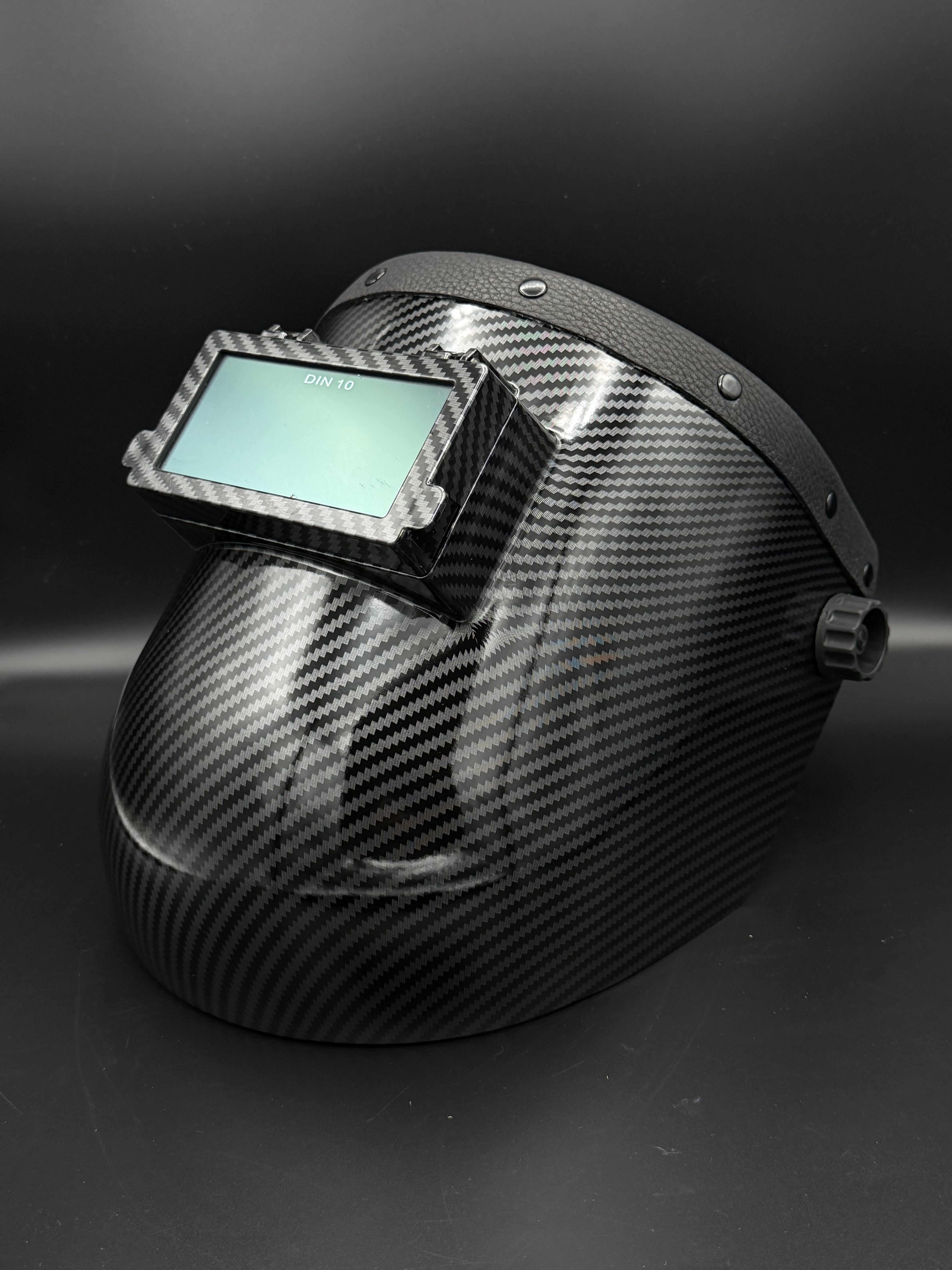 Carbon Fiber Pattern Pipeliner Black Leather