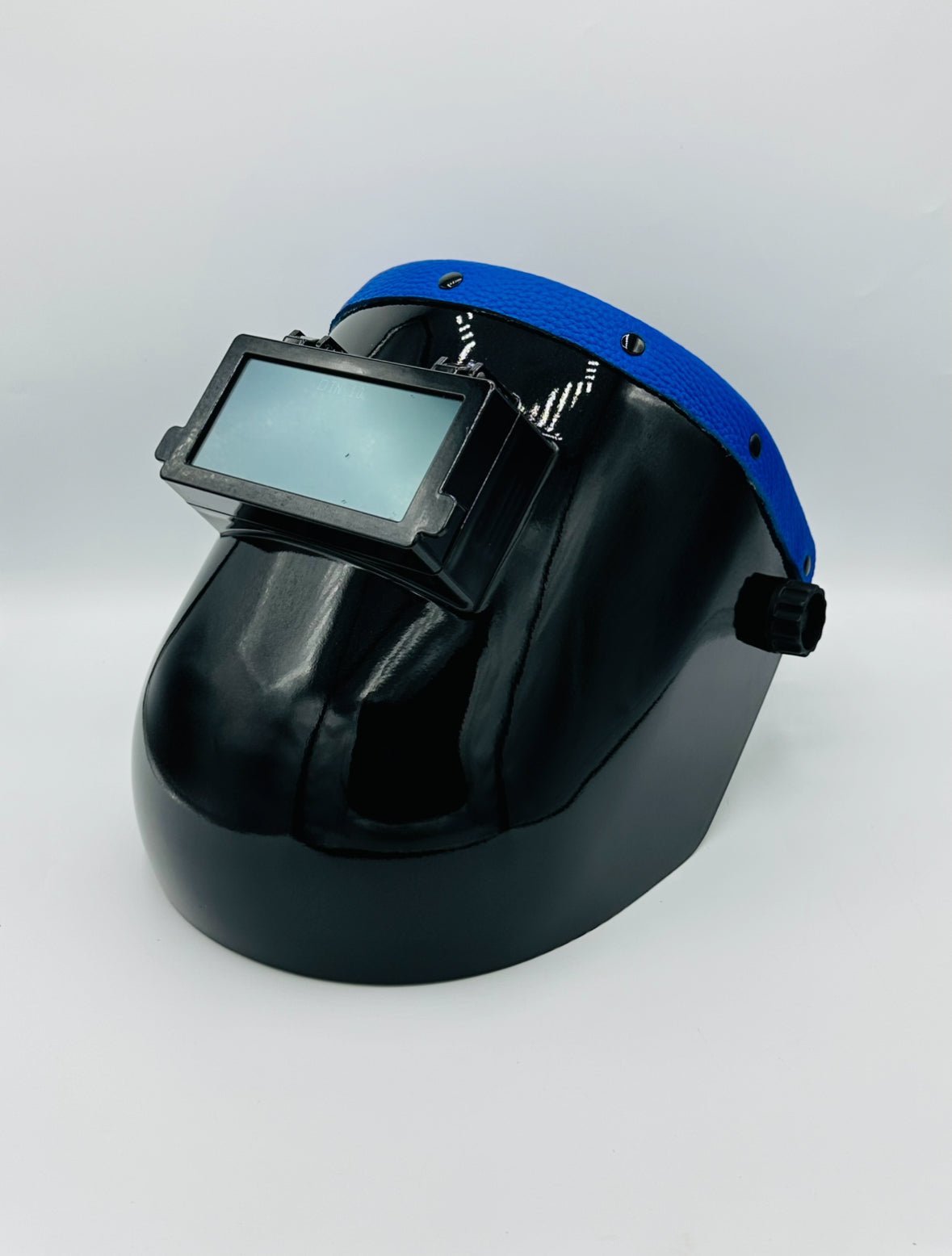 Black Pipeliner Blue Leather