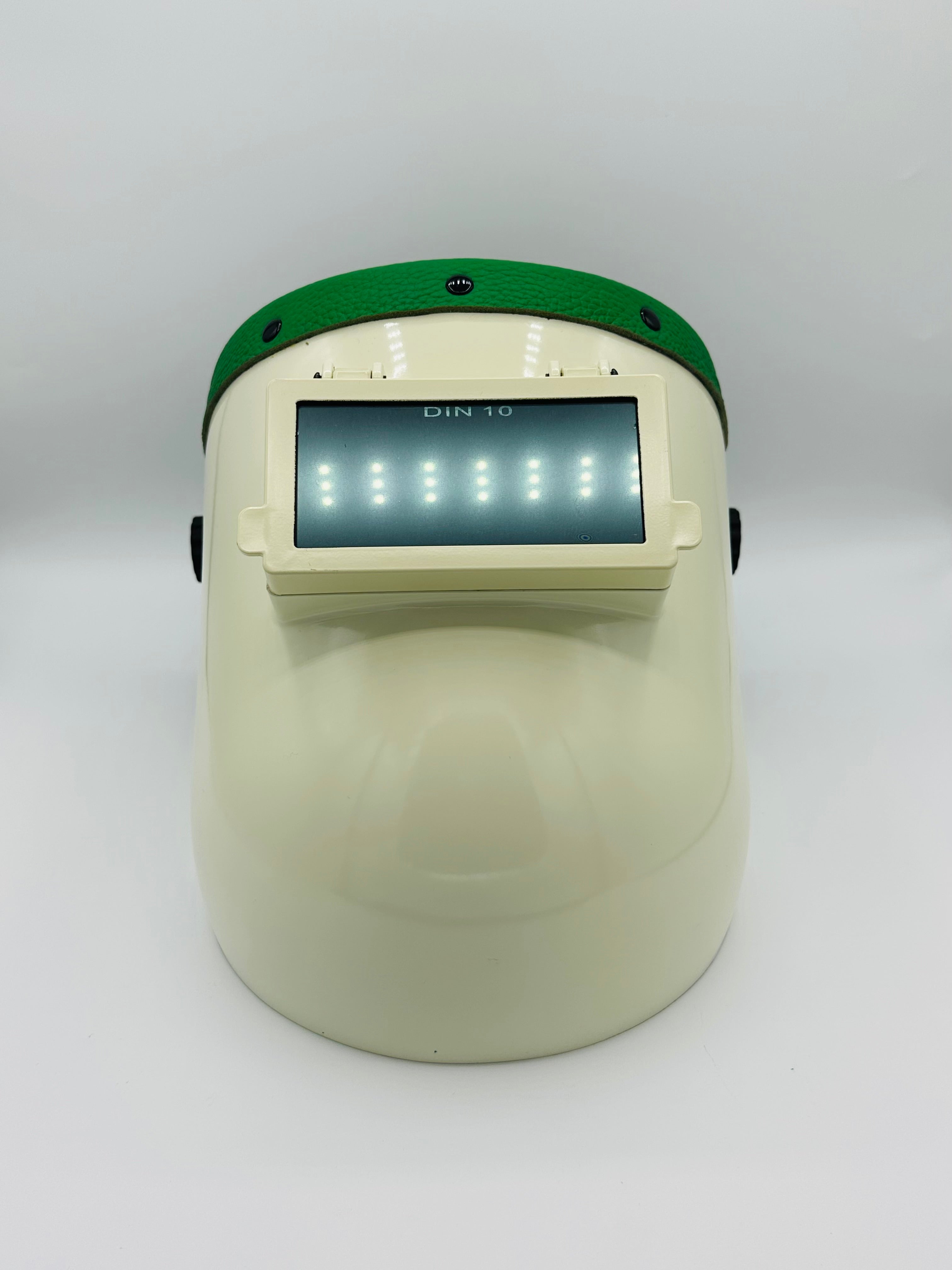 White Pipeliner Green Leather