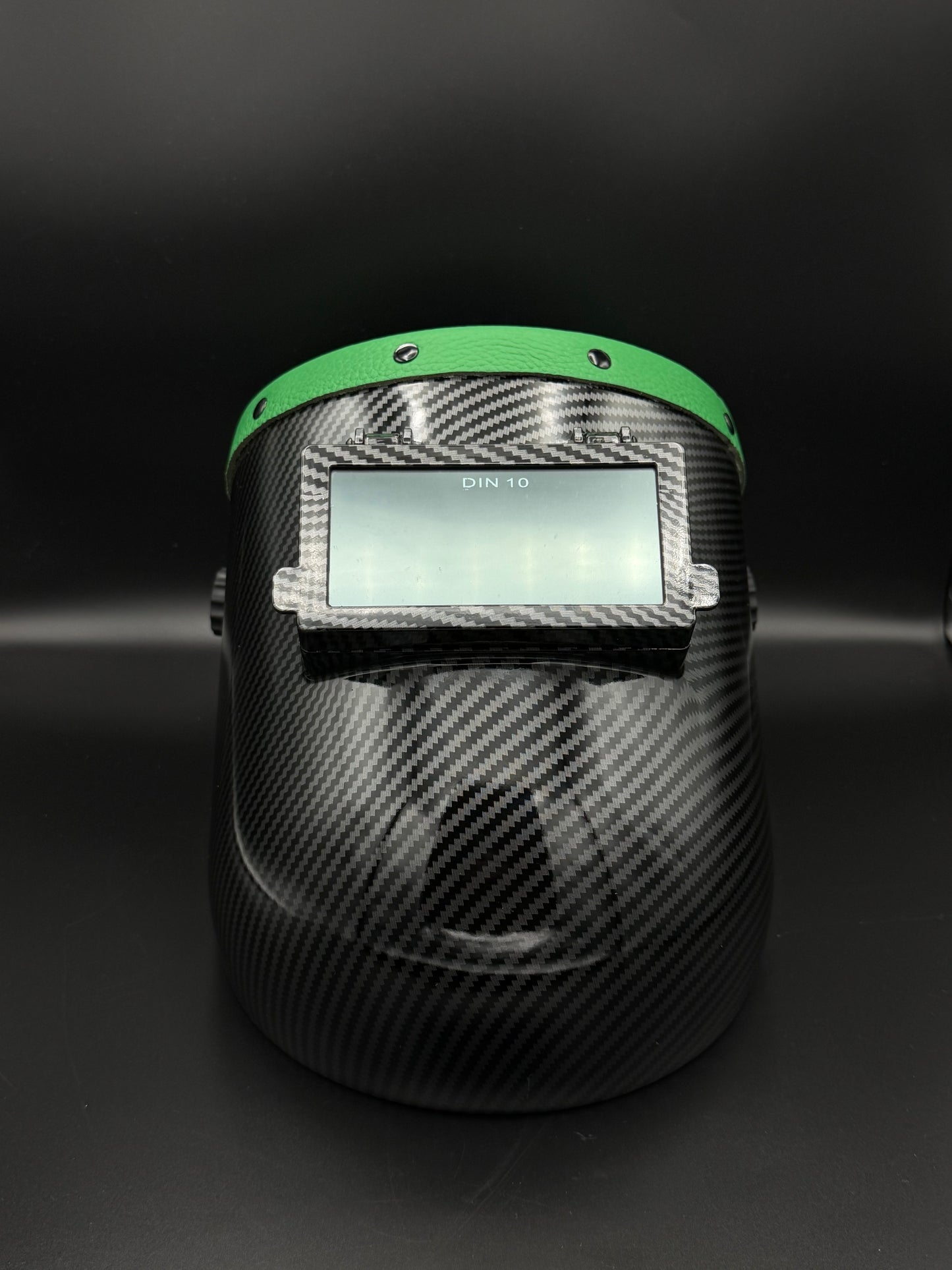 Carbon Fiber Pattern Pipeliner Green Leather