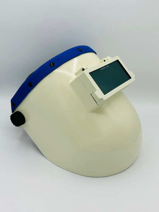 AG Sugar Scoop with Blue Leather