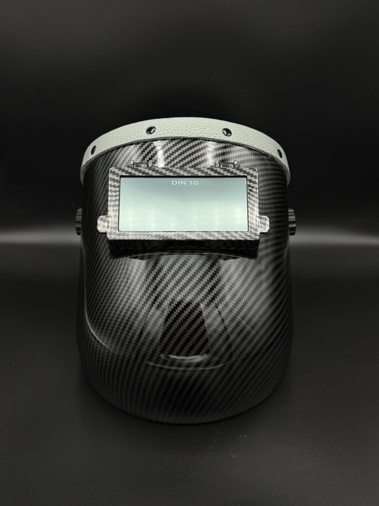 Carbon Fiber Pattern Pipeliner Grey Leather