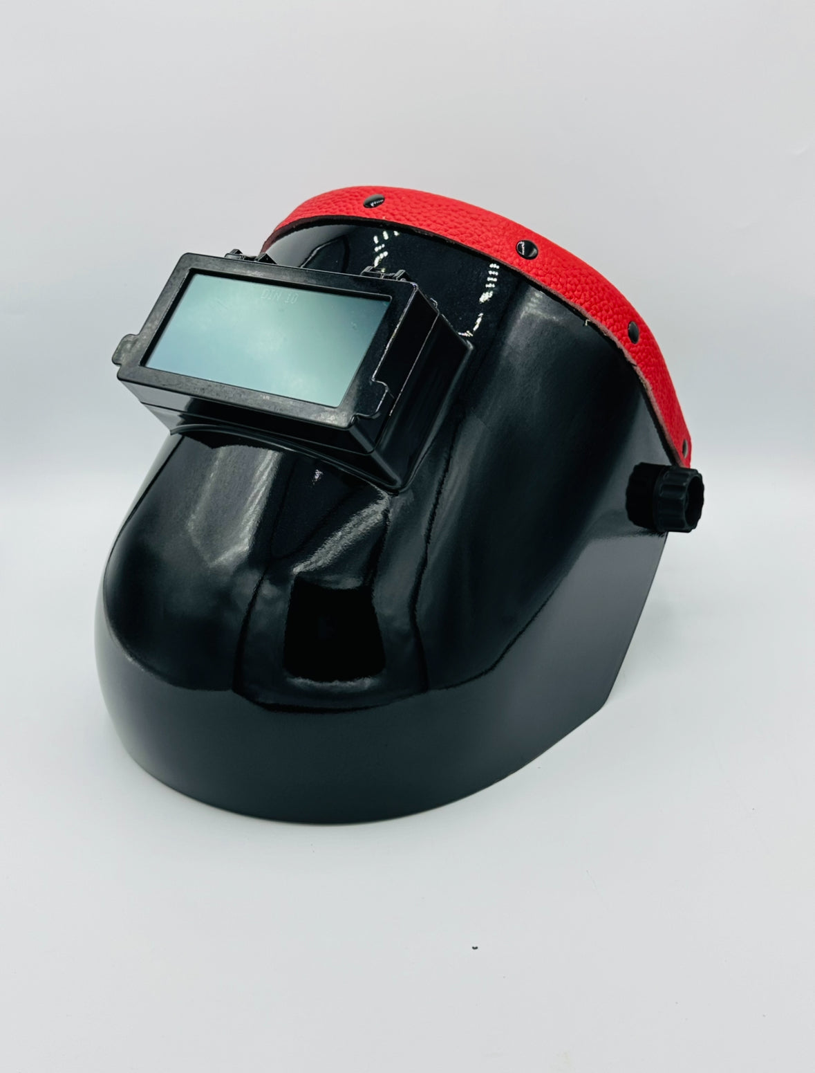 Black Pipeliner Red Leather