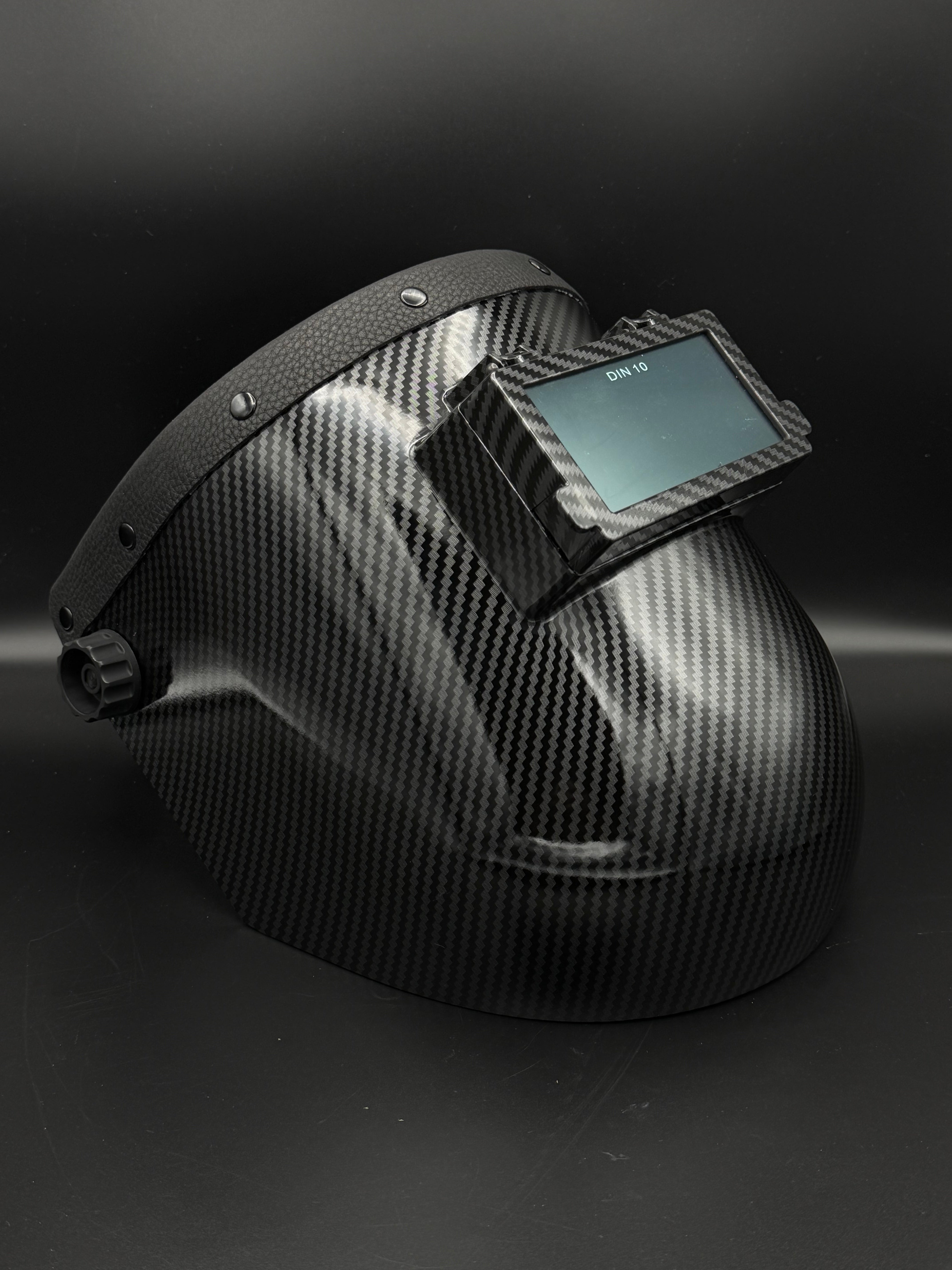 Carbon Fiber Pattern Pipeliner Black Leather