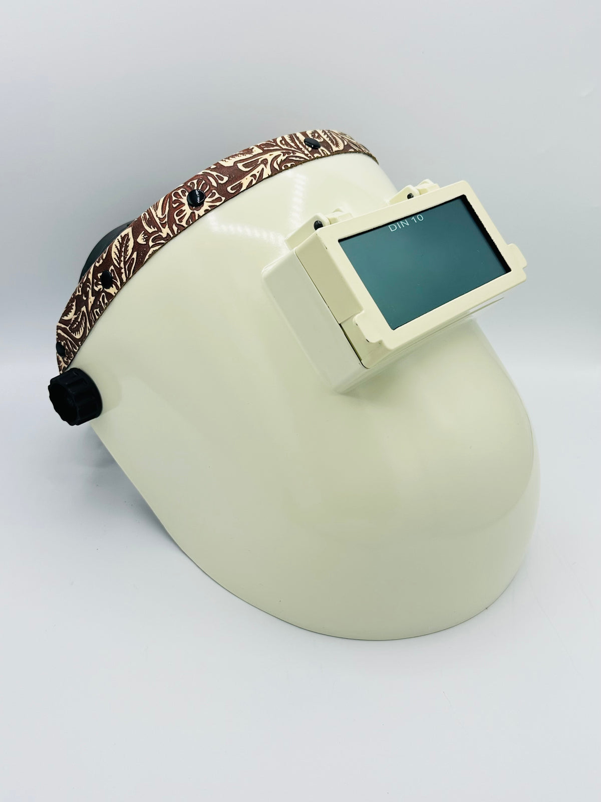 White Pipeliner Brown Floral