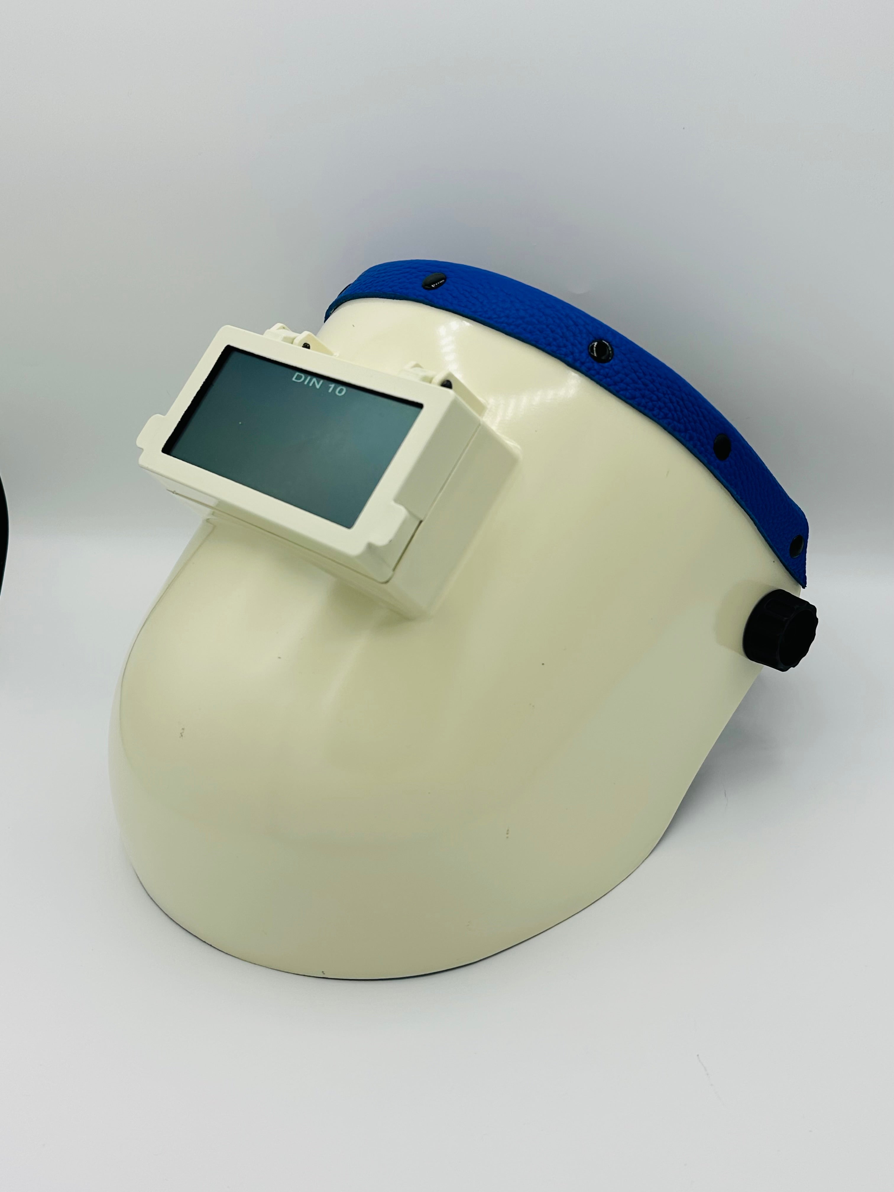 White Pipeliner Blue Leather