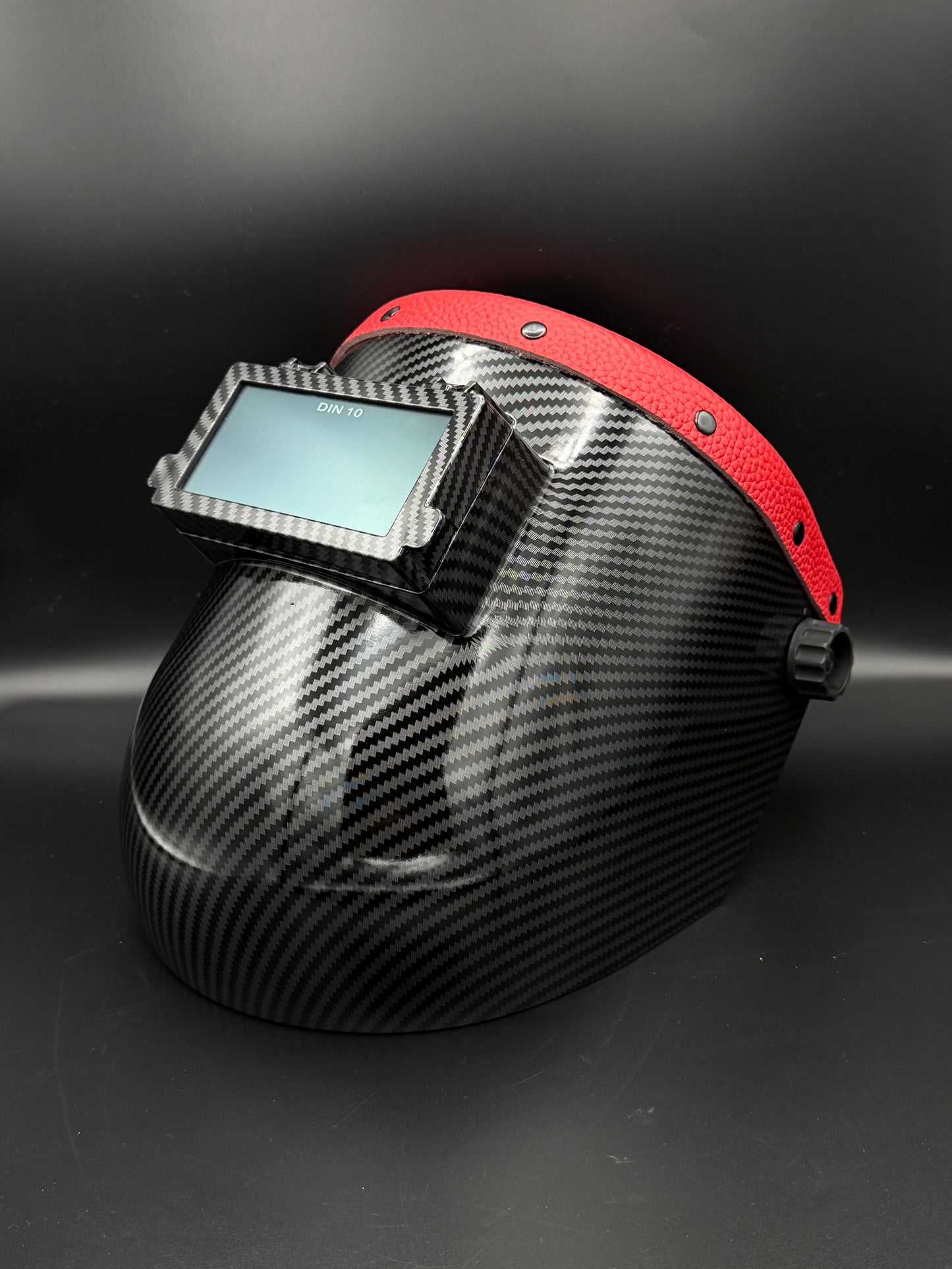 Carbon Fiber Pattern Pipeliner Red Leather